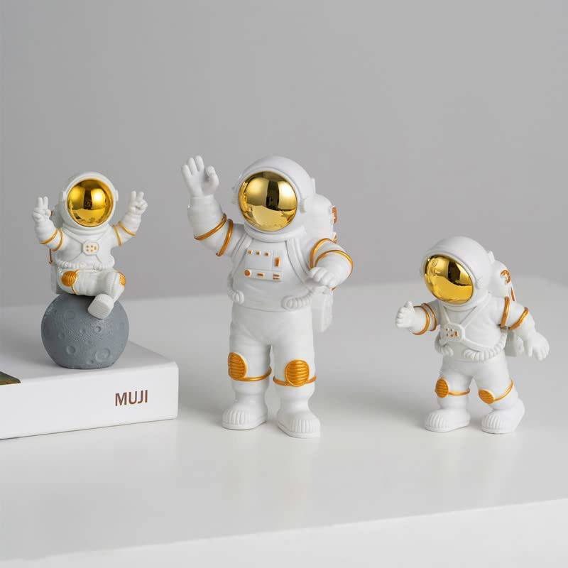 3pcs Astronaut Figurine Home Decor Astronaut Statue Study Office Desk Decor Showpiece Gift Decoration Accessories Outer Space PVC Sculpture (Golden)