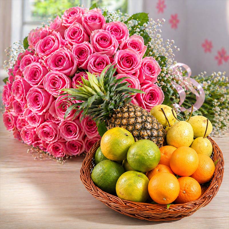 50 Pink Roses With Mixed Fruit Basket