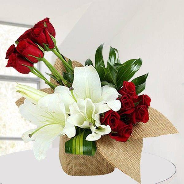 Charm of Lily & Roses