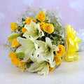 Charming lillies and yellow roses bouquet