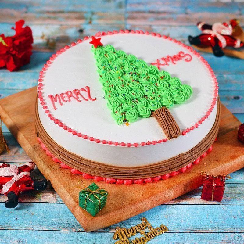 Christmas Tree Vanilla Cake