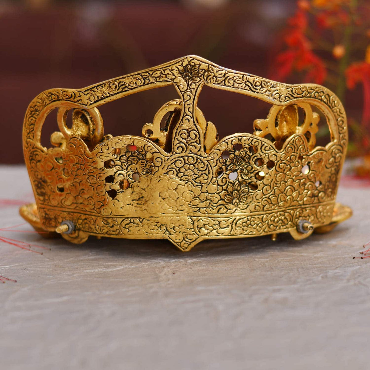 Collectable India Lakshmi Ganesh Saraswati Idol Diya Oil Lamp Deepak - Metal Lakshmi Ganesh Showpiece Statue - Traditional Diya for Diwali Pooja - Diwali Home Decor Item Gift (1)