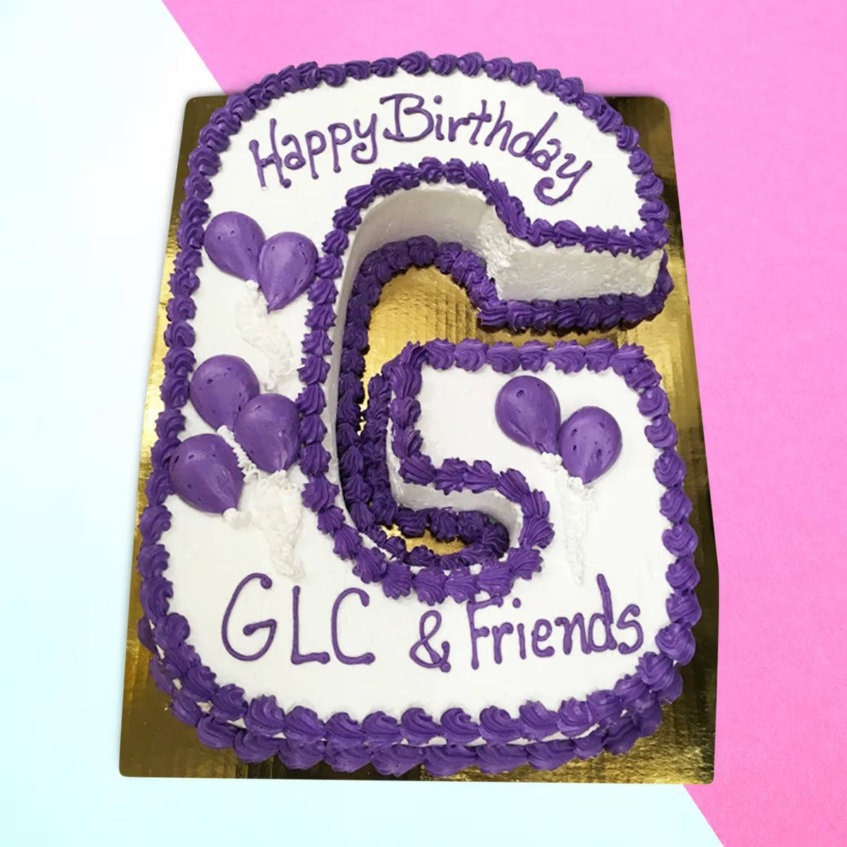 G Alphabet Cake