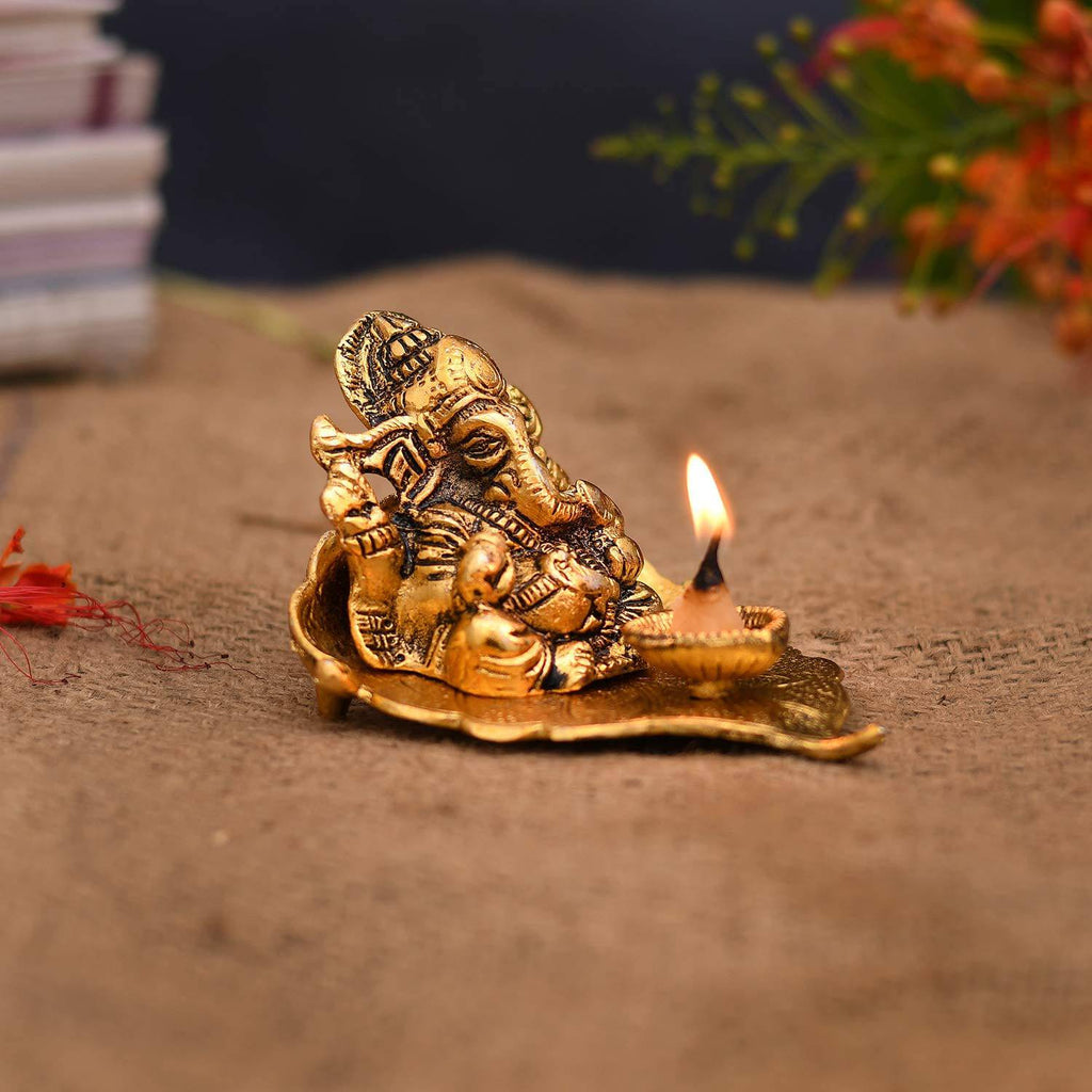 Ganesh Idol on Leaf - Lord Ganesha with Diya - Metal Diya for Diwali Decoration Items Home Decorative Gift Puja Gifts Corporate, Diwali Gift Item