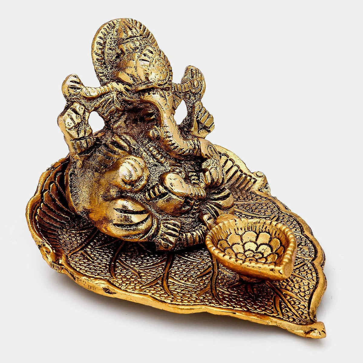 Ganesh Idol on Leaf - Lord Ganesha with Diya - Metal Diya for Diwali Decoration Items Home Decorative Gift Puja Gifts Corporate, Diwali Gift Item