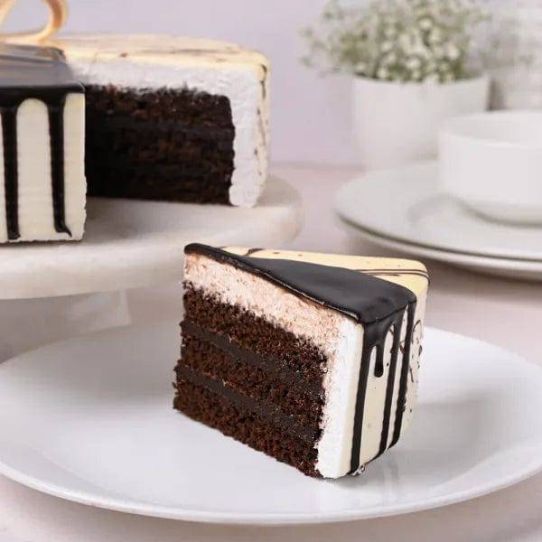 Half Chocolate/ Vanilla Cake – Online Cake Wale