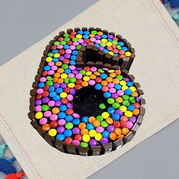 Kitkat special 6 Cake