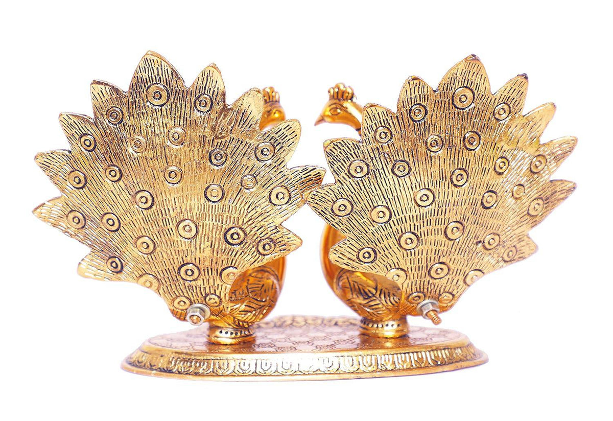 Metal Double Lovers Peacock Statue, Showpiece Figurine- Standard, Gold