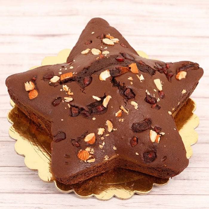 Nutty Star Plum Cake