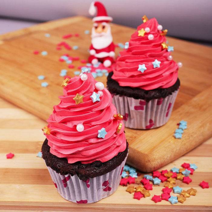 Red Christmas Cupcakes